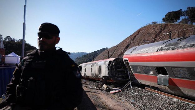 cc6b65e3-9f52-481b-915f-1711cae95d9d_16-9-discover-aspect-ratio_default_0_x640y284